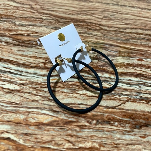 True To Form - Picture 3 of 14